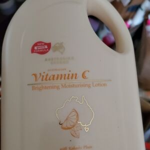 Vitamin C Brightening Moisturising Lotion - Cream